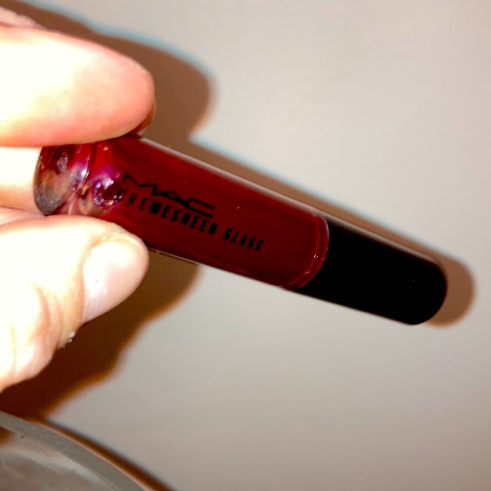 Mac Creme sheen glass - brand new